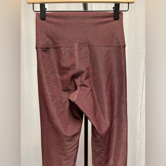 BEACH RIOT GLITTER AYLA LEGGING - BITTER
CHOCOLATE | size Small - Picture 5 of 9